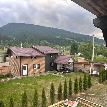 Садиба Дерев*Яна Хата Verkhovyna Exterior foto