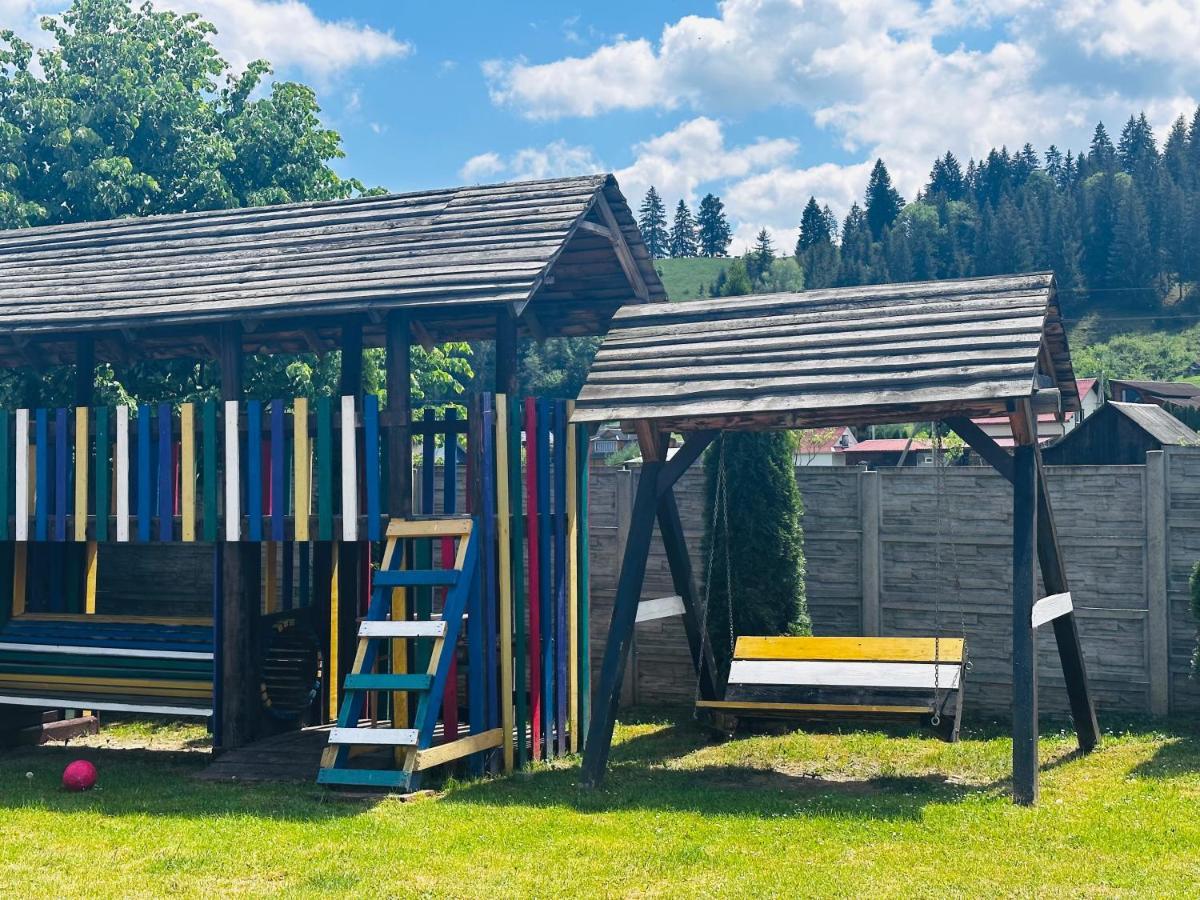 Садиба Дерев*Яна Хата Verkhovyna Exterior foto