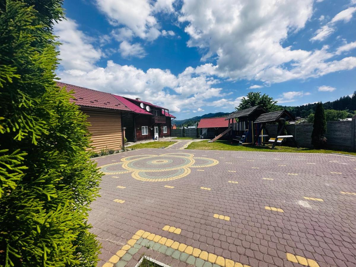 Садиба Дерев*Яна Хата Verkhovyna Exterior foto