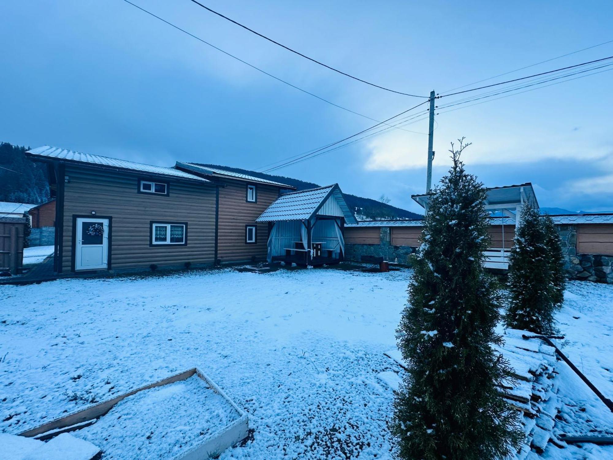 Садиба Дерев*Яна Хата Verkhovyna Exterior foto