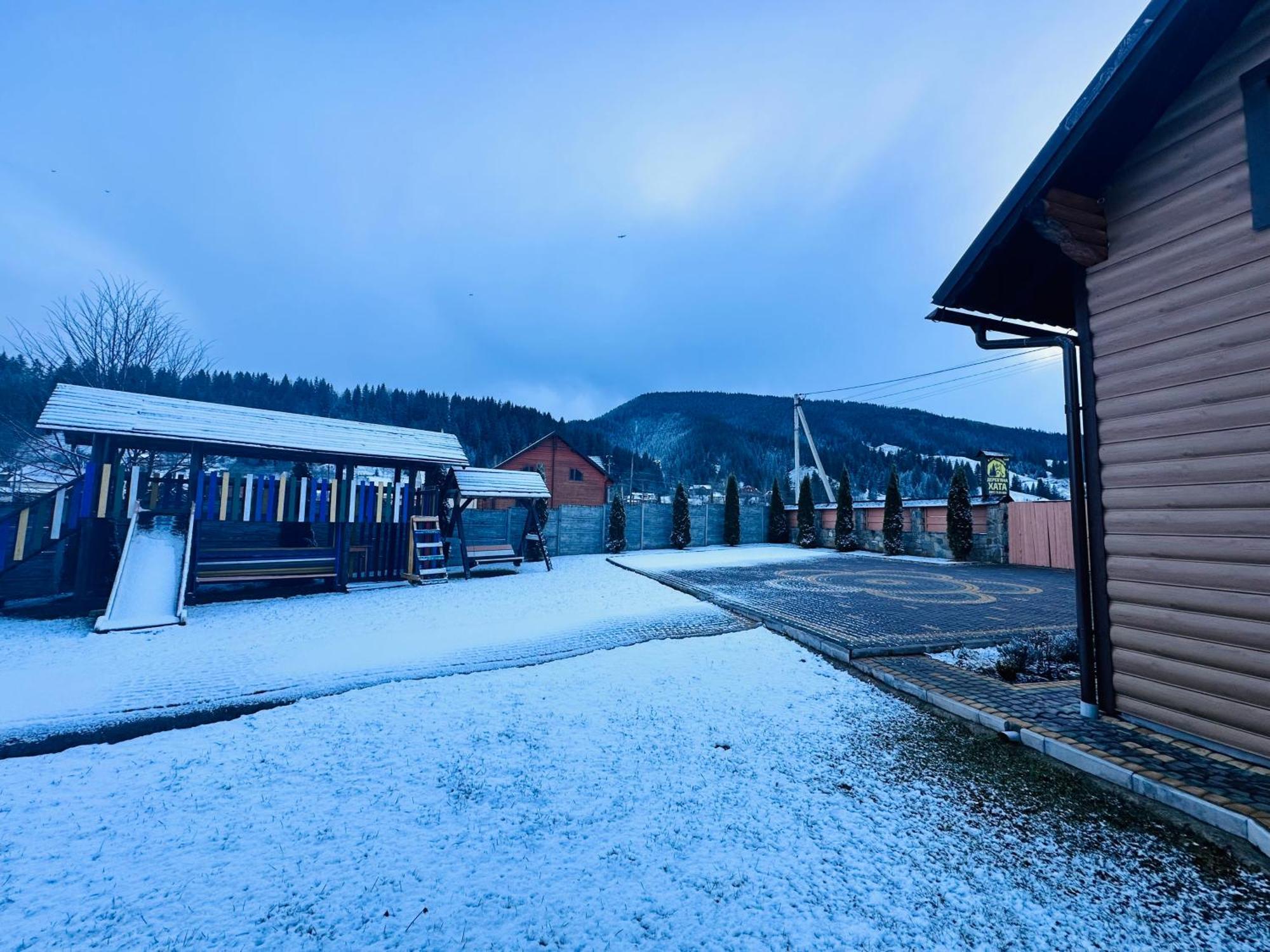 Садиба Дерев*Яна Хата Verkhovyna Exterior foto